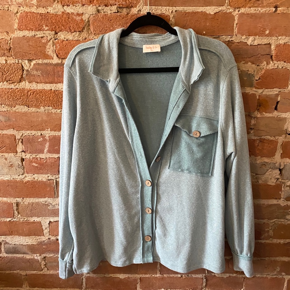 Hailey & Co Shacket, Teal, Size Medium, Functional Buttons